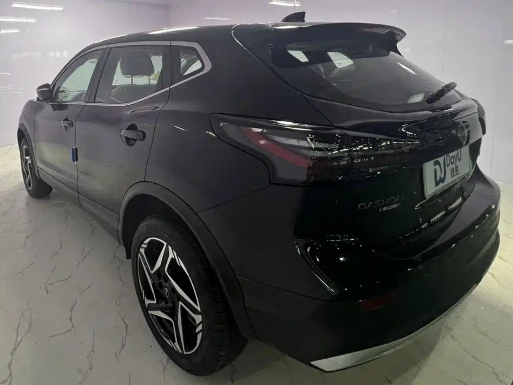 Nissan Qashqai — миниатюра 6