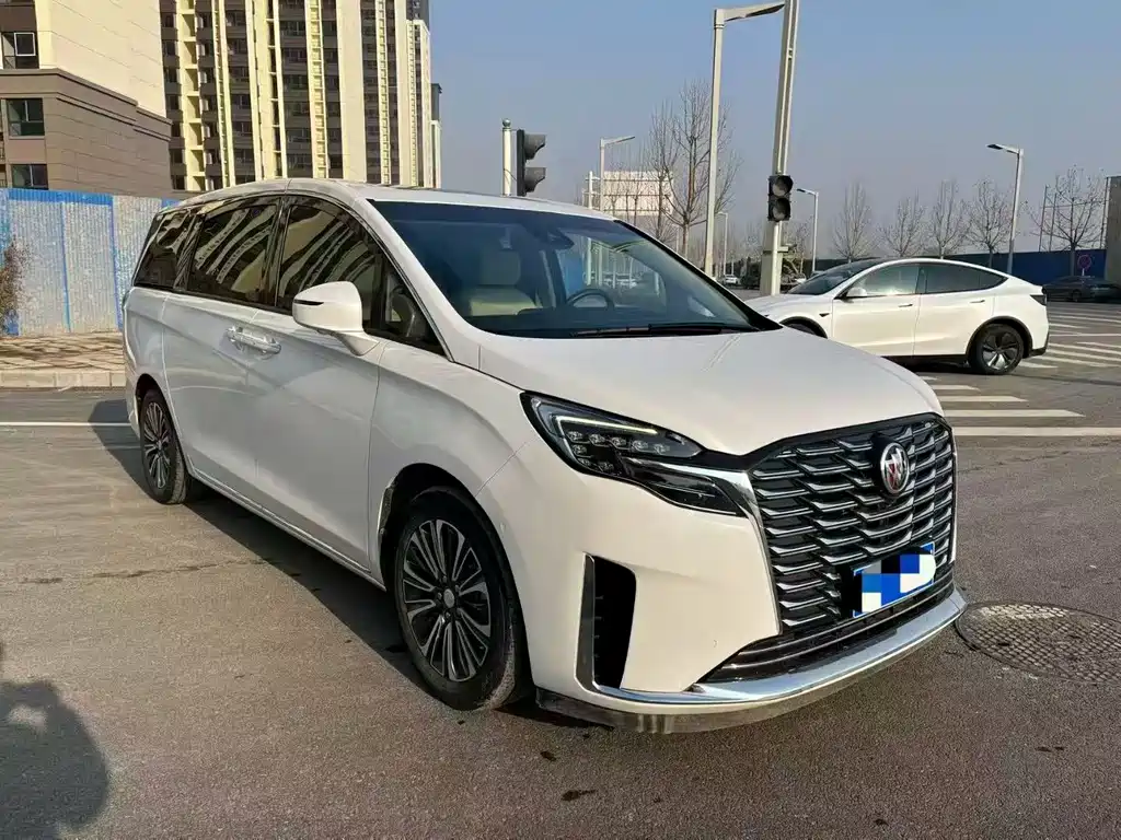 Buick GL8 2023