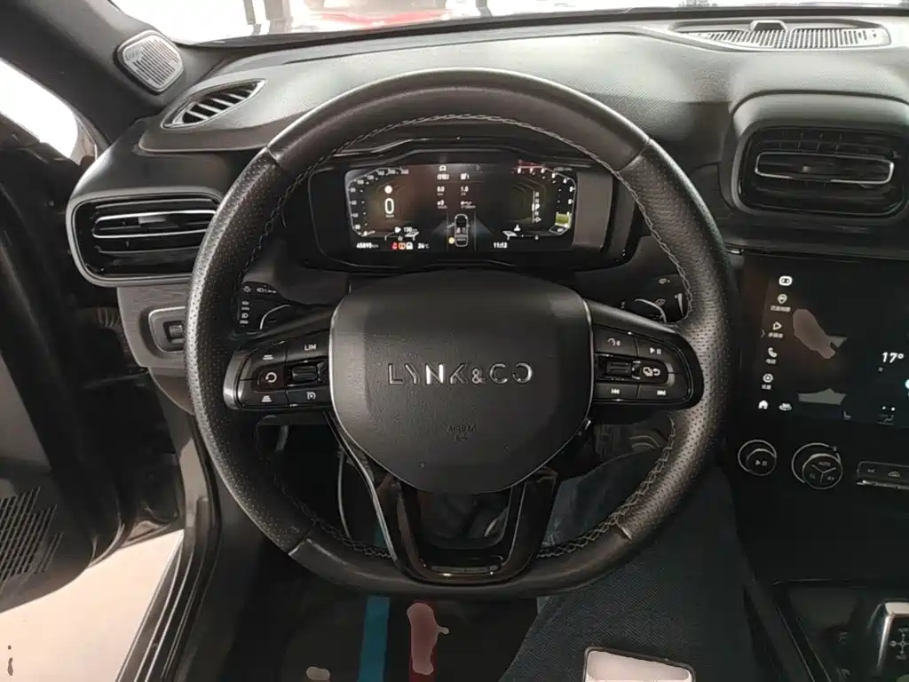 Lynk & Co 03 — миниатюра 11