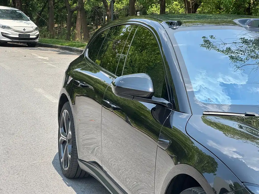 NIO ET5T — миниатюра 20