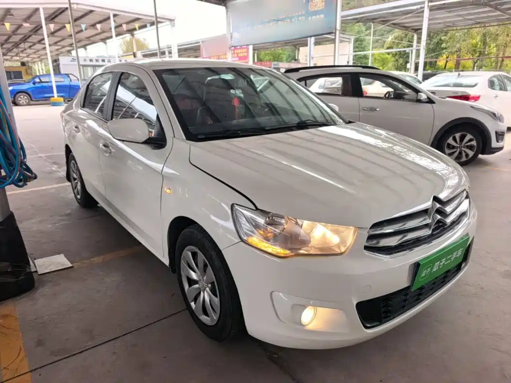Citroen Elysee — миниатюра 4