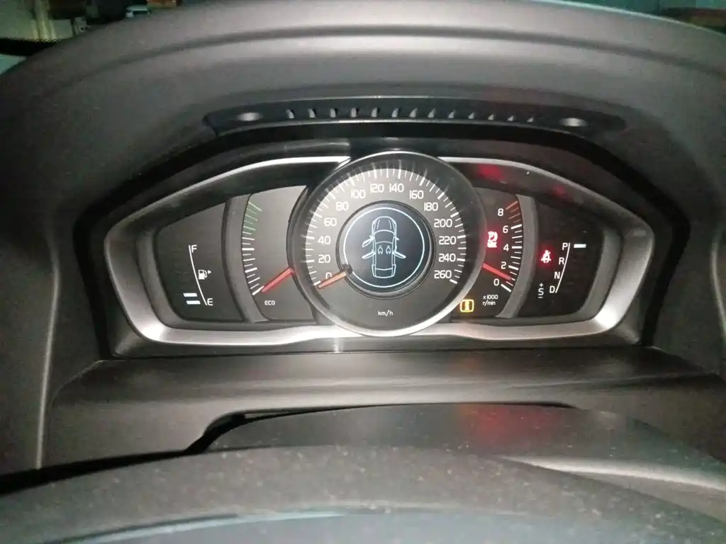 Volvo XC60 — миниатюра 12