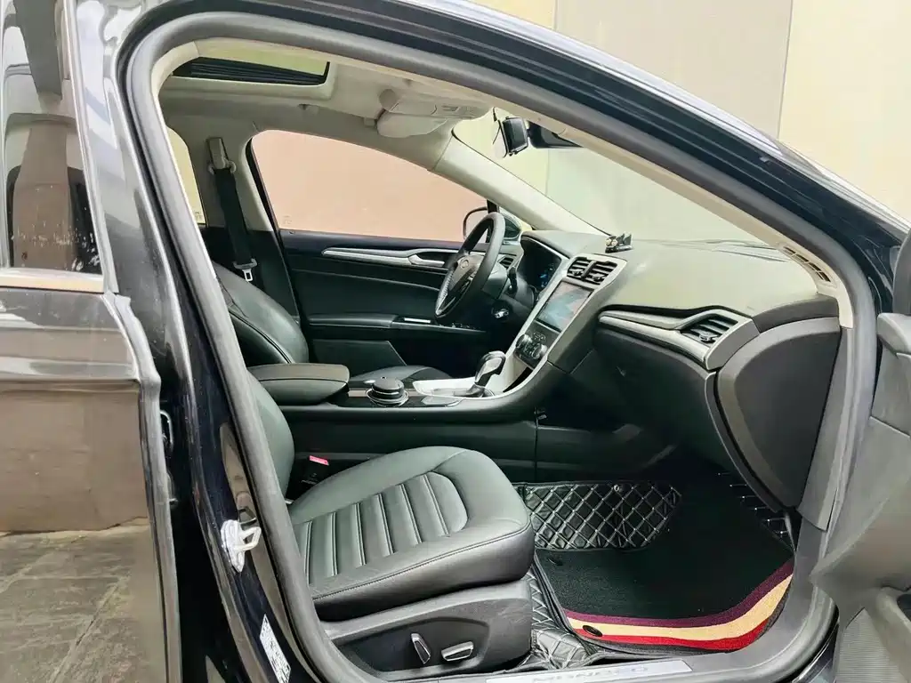 Ford Mondeo — миниатюра 5