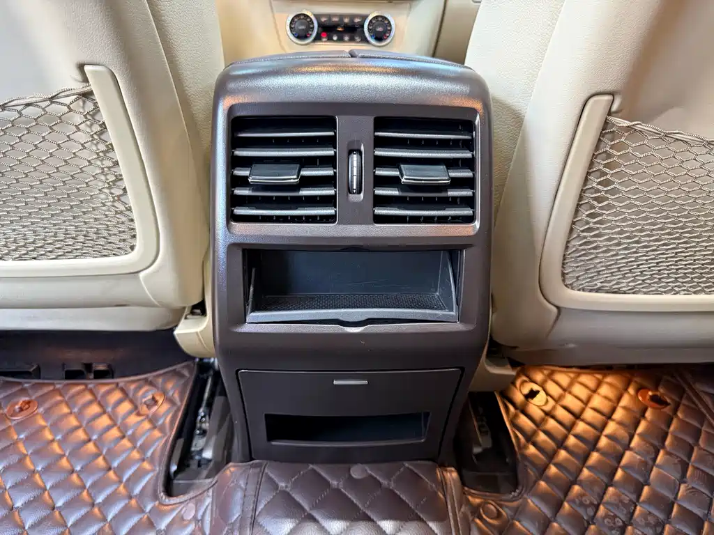 Mercedes-Benz GLE (Import) — миниатюра 19