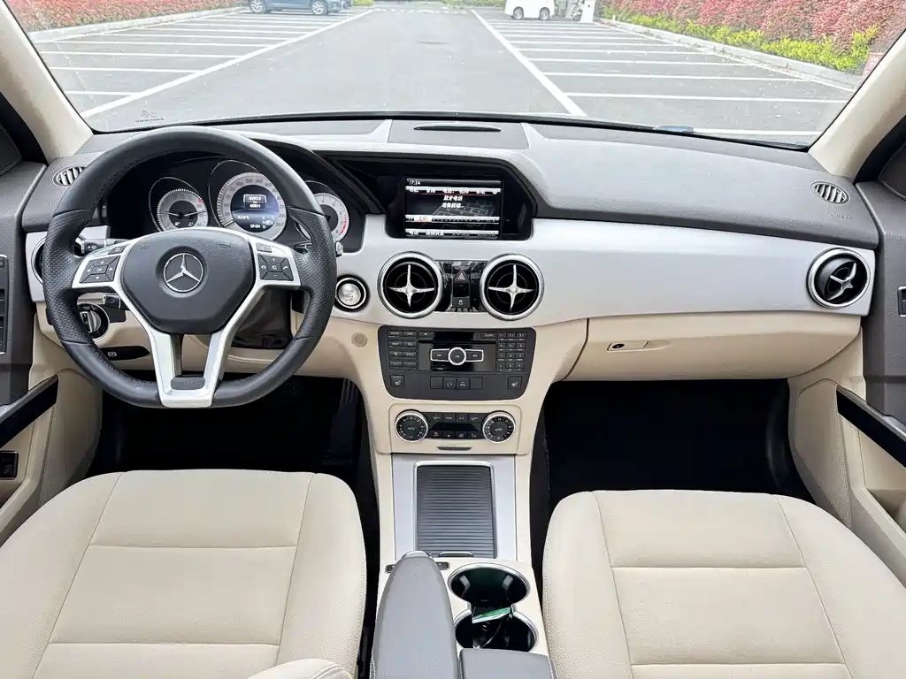 Mercedes-Benz GLK 2015 GLK 300 4MATIC Fashion