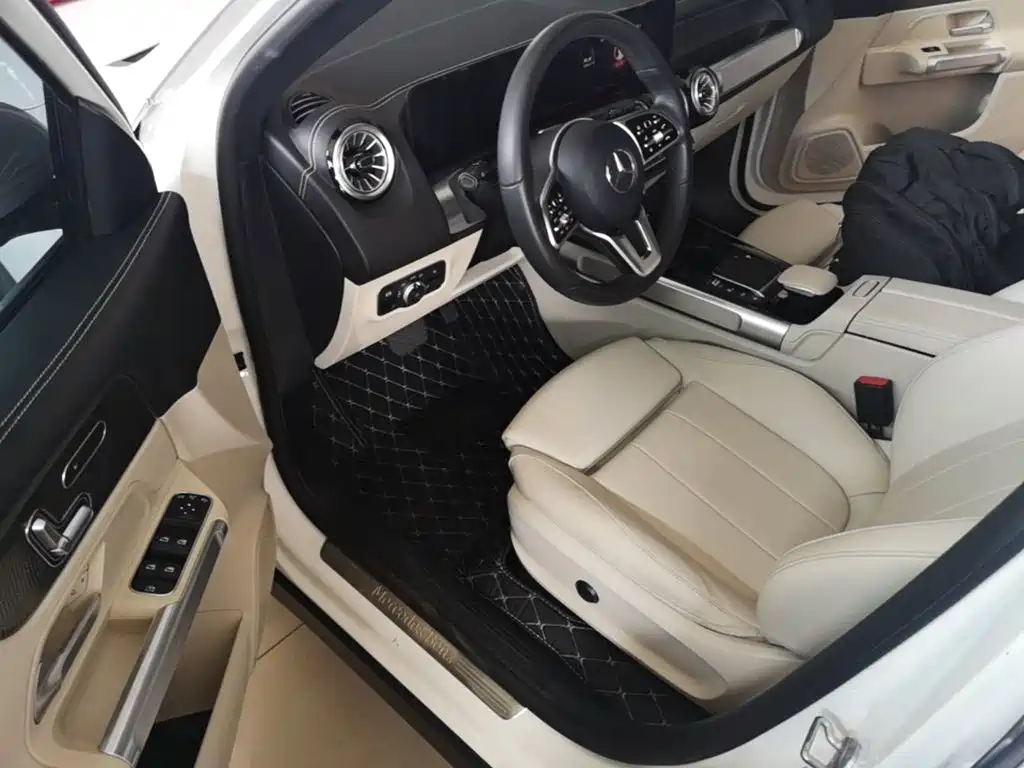 Mercedes-Benz EQB — миниатюра 16