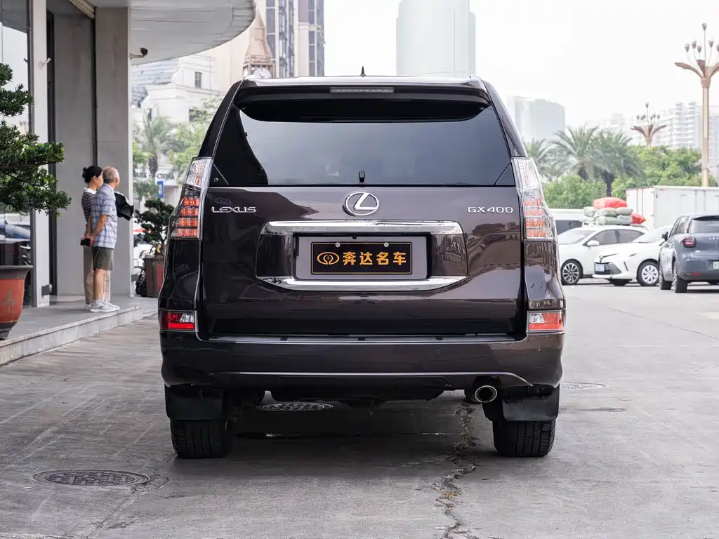 Lexus GX — миниатюра 5