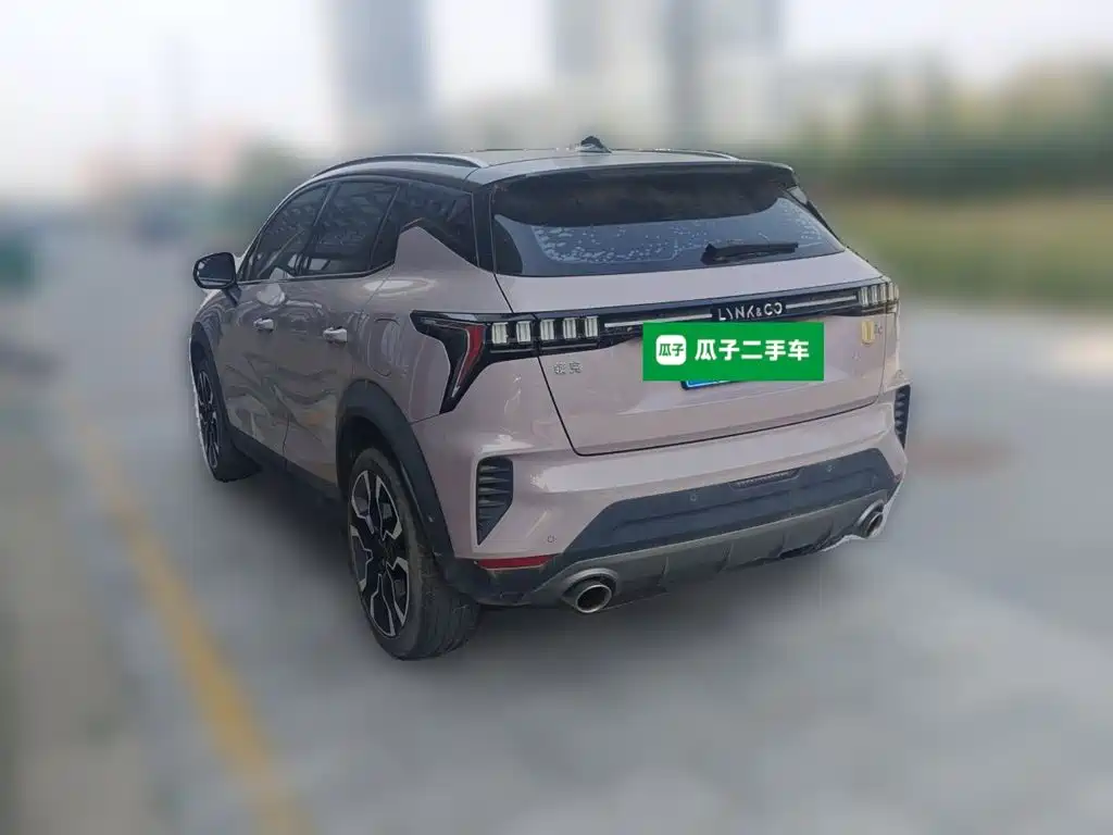 Lynk & Co 06 — миниатюра 4