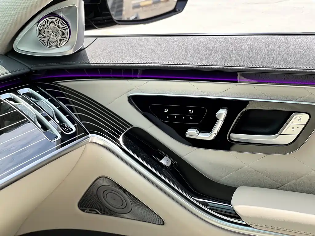 Mercedes-Benz S-Class — миниатюра 22