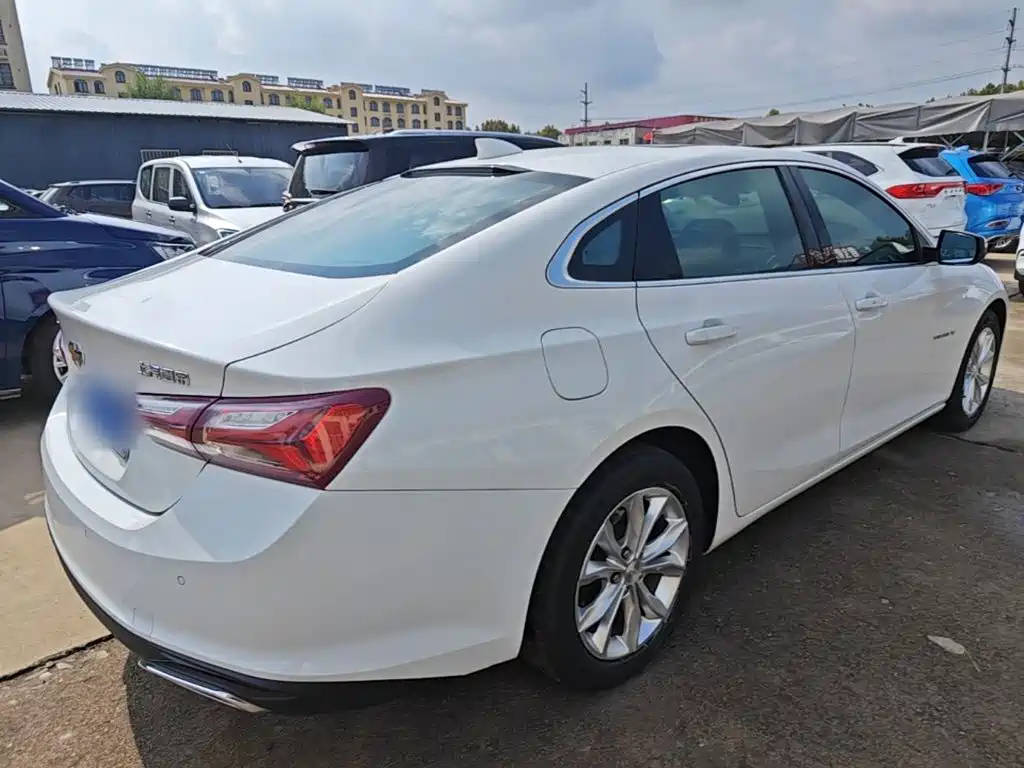 Chevrolet Malibu XL — миниатюра 7