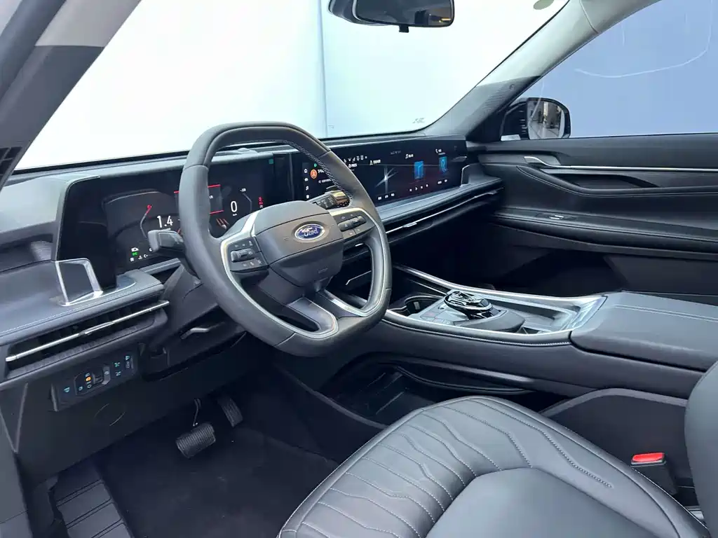 Ford Edge — миниатюра 8