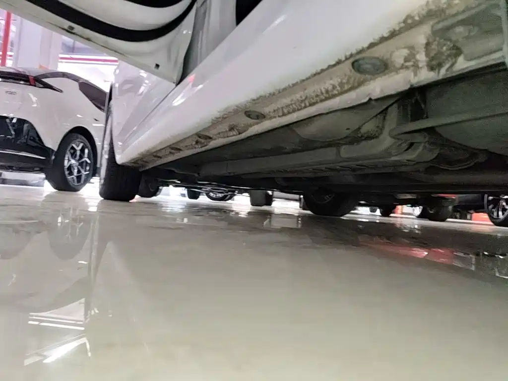 Hyundai Verna RV — миниатюра 22