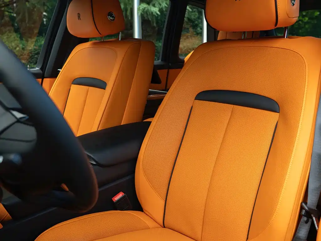 Rolls-Royce Cullinan — миниатюра 9