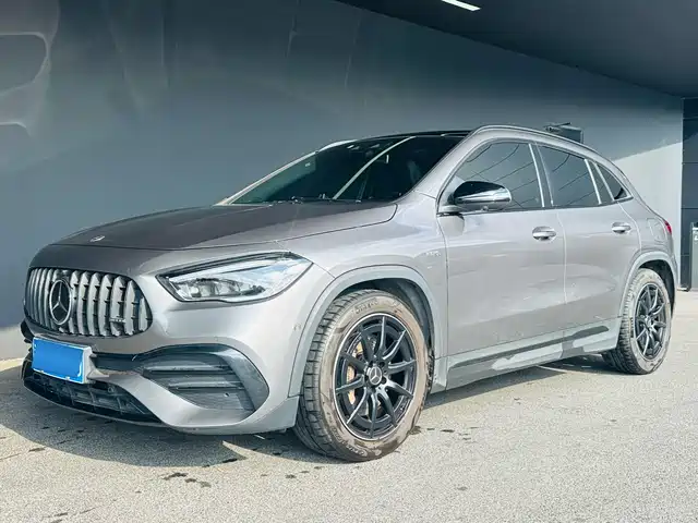 MERCEDES-BENZ GLA AMG
