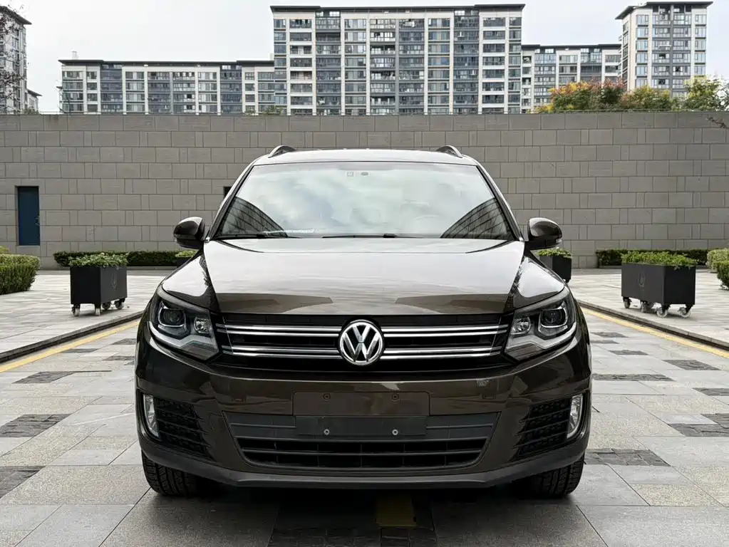 Volkswagen Tiguan — миниатюра 2
