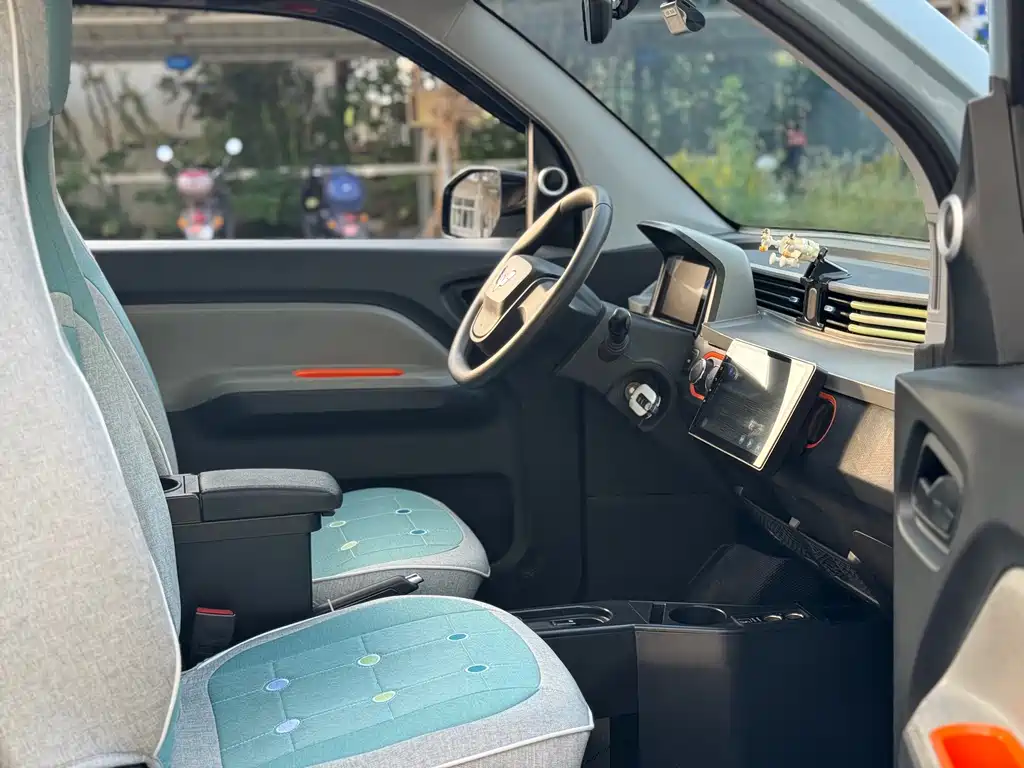 Wuling MINIEV — миниатюра 7