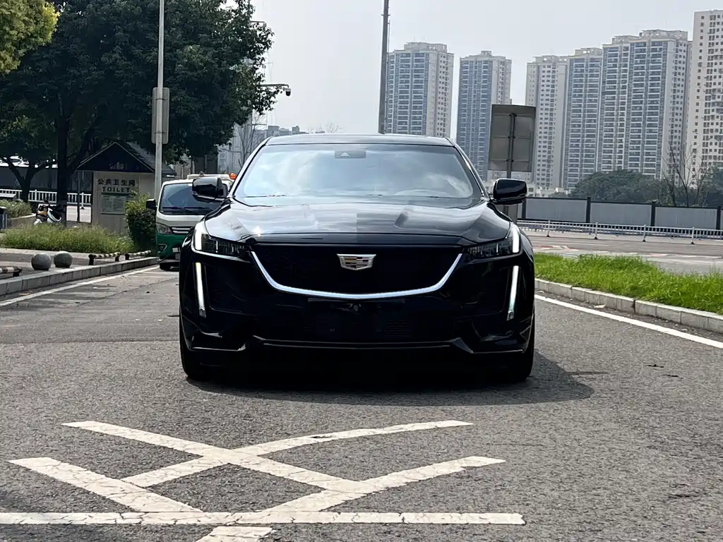Cadillac CT5 — миниатюра 2
