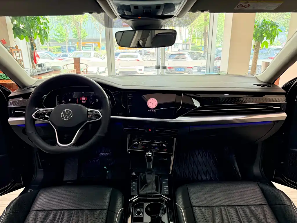 Volkswagen Passat 2023 330TSI Luxury