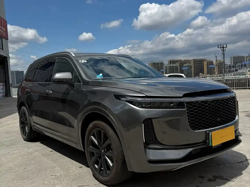 Li Auto ONE 2020 6 мест