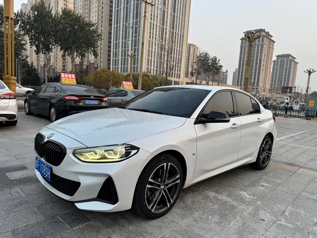 BMW 1 Series 2022