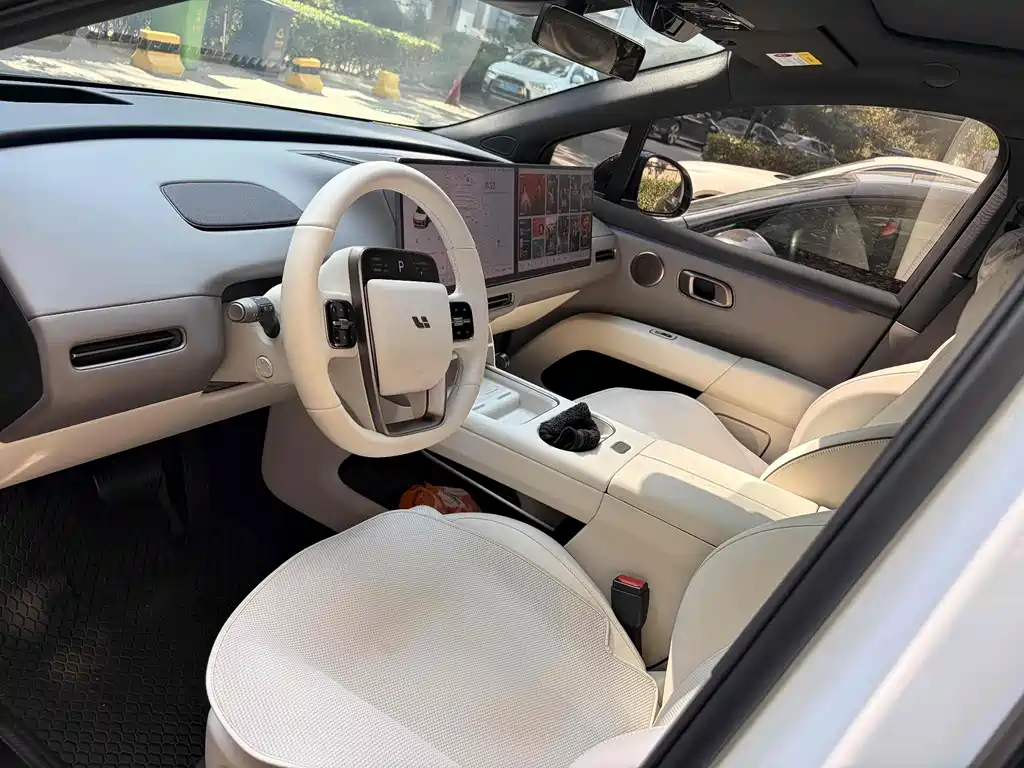 Li Auto Li i6 — миниатюра 2