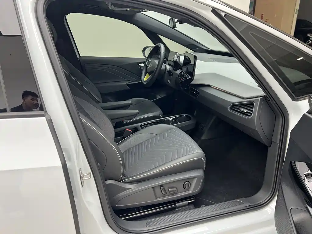 Volkswagen ID.3 — миниатюра 12