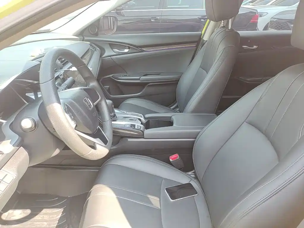 Honda Civic — миниатюра 15