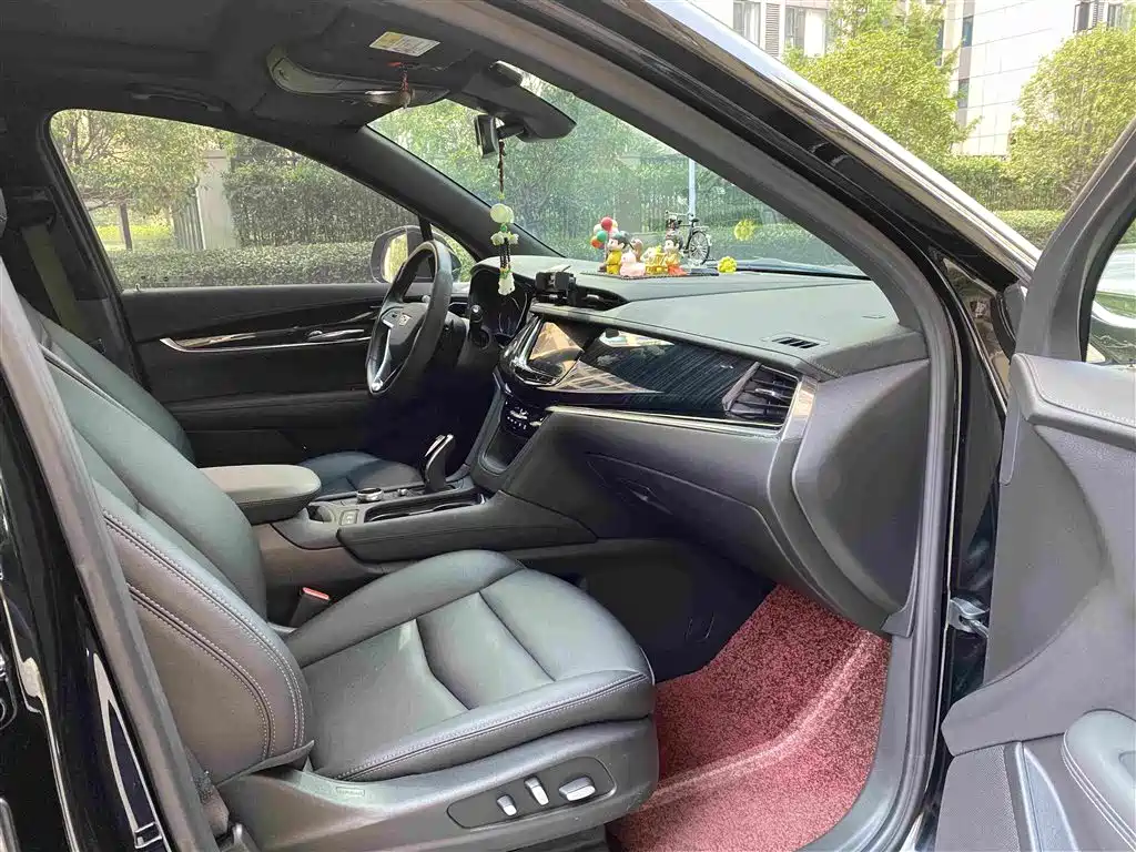Cadillac XT6 — миниатюра 14
