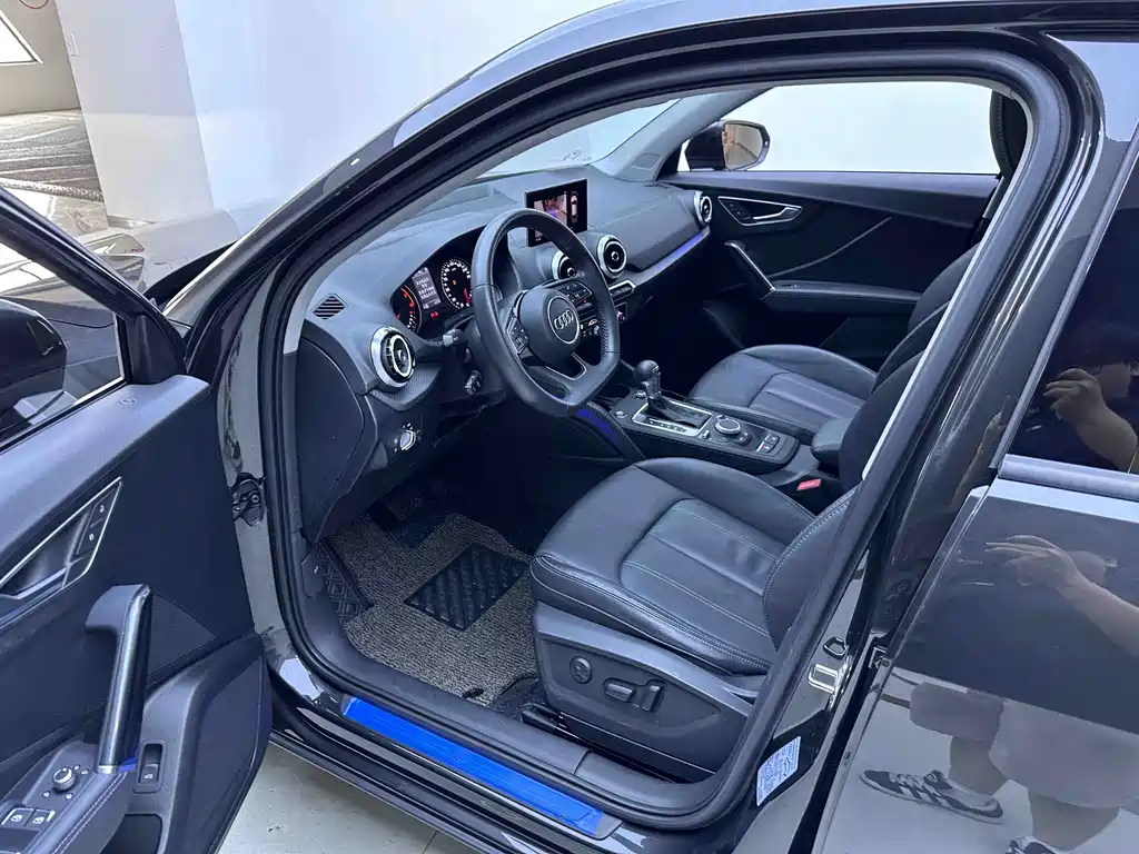 Audi Q2L — миниатюра 10