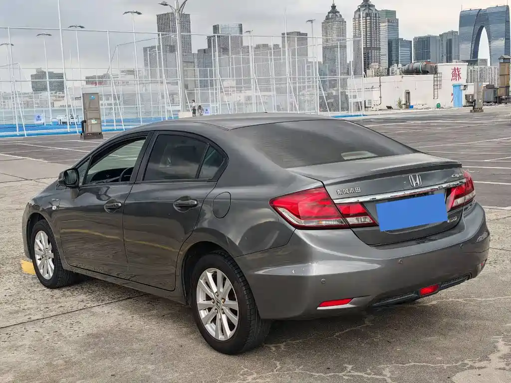 Honda Civic — миниатюра 6