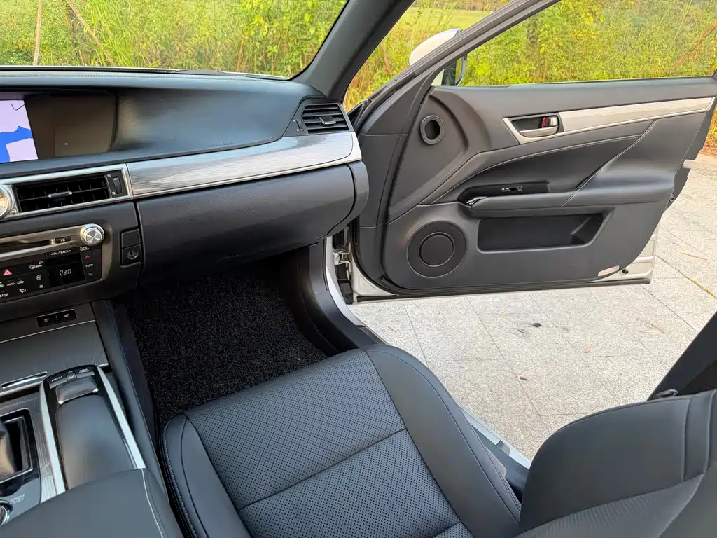 Lexus GS — миниатюра 9