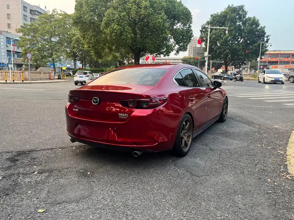 Mazda 3 Axela — миниатюра 5