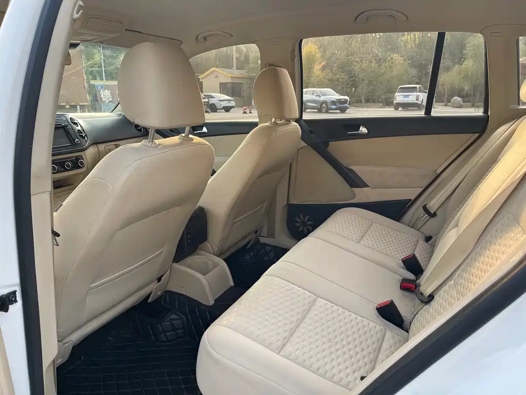 Volkswagen Tiguan — миниатюра 5