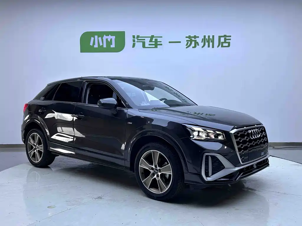 Audi Q2L — миниатюра 3
