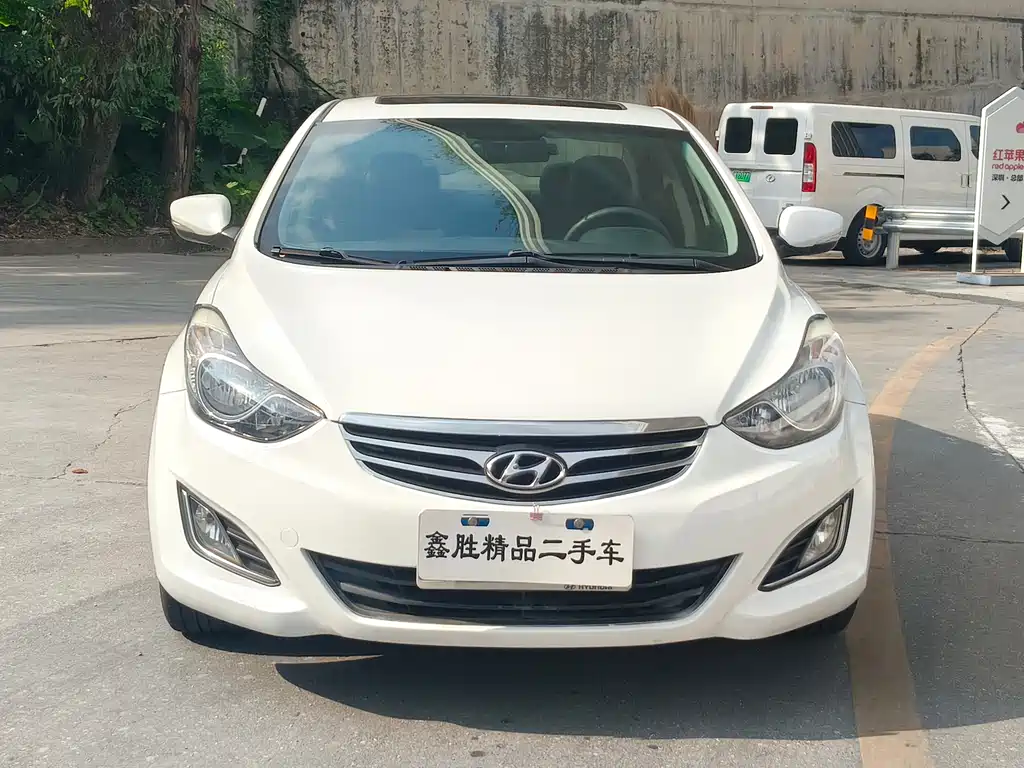 Hyundai Elantra Langdong — миниатюра 2