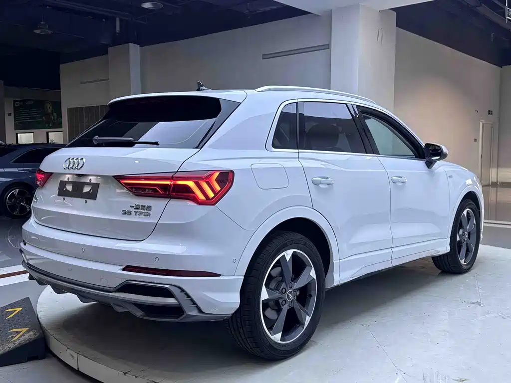 Audi Q3 — миниатюра 5