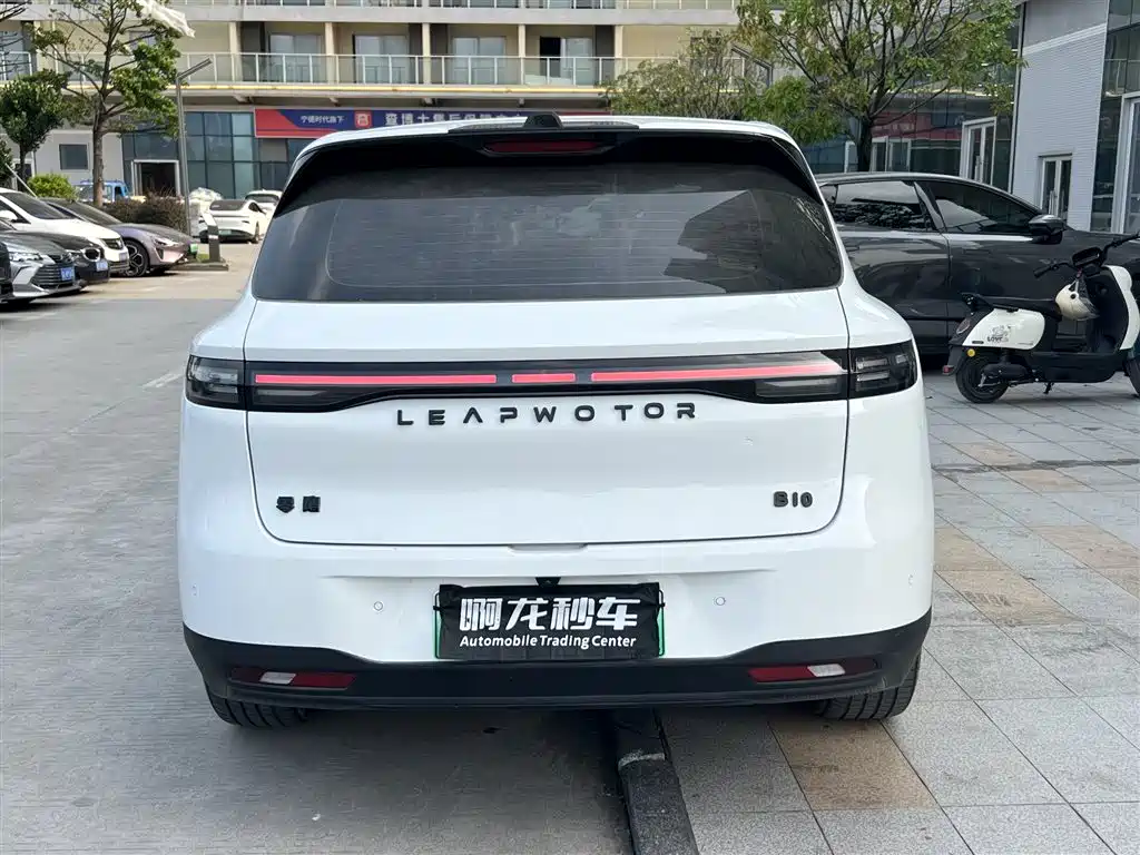 Leapmotor Leapmotor B10 — миниатюра 8