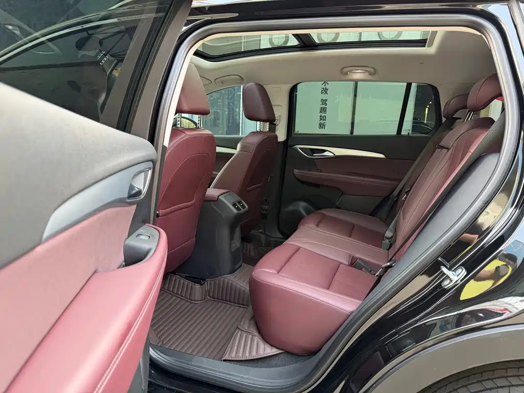 Buick Envision Plus — миниатюра 11