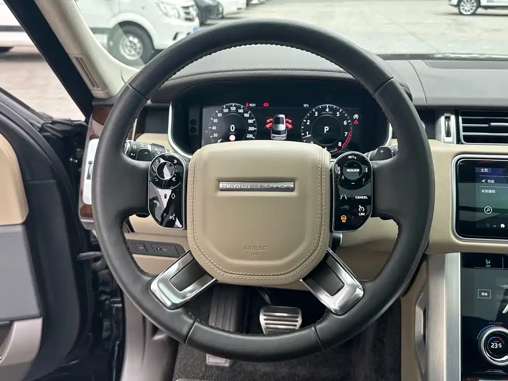 Land Rover Range Rover — миниатюра 12