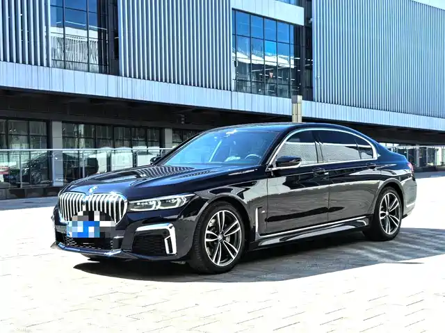 BMW 7 SERIES
