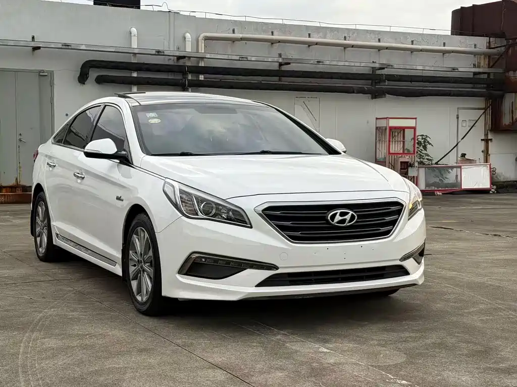 Hyundai Sonata — миниатюра 3