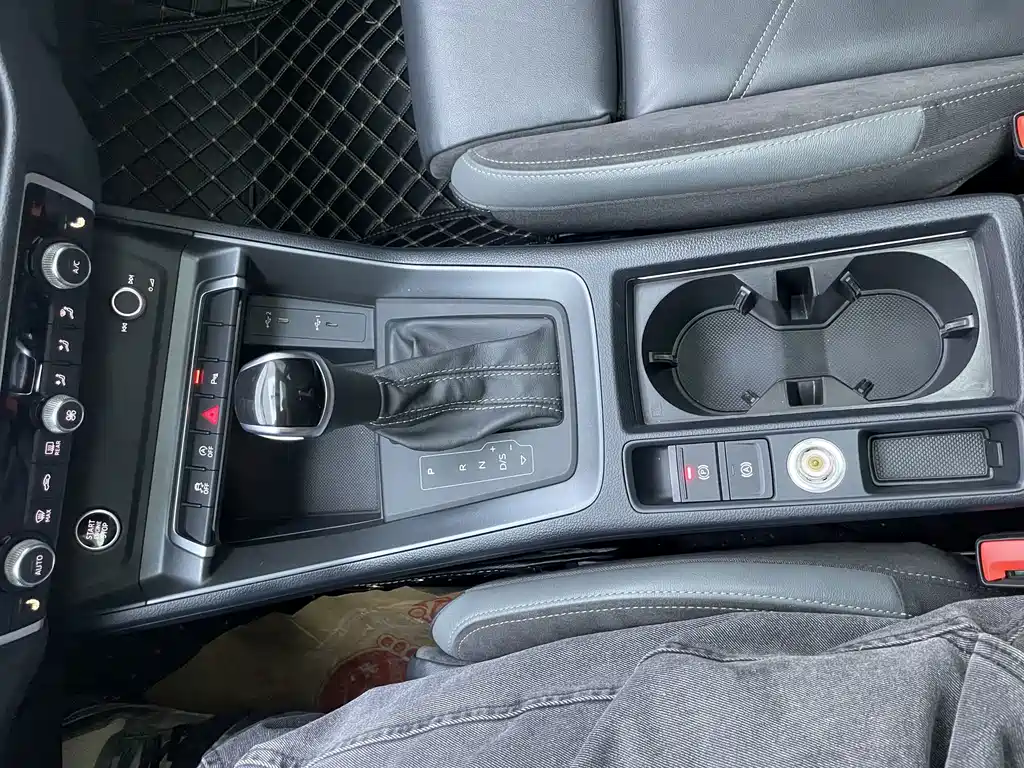 Audi Q3 Sportback — миниатюра 22