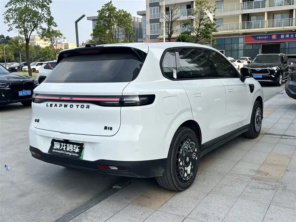 Leapmotor Leapmotor B10 — миниатюра 9