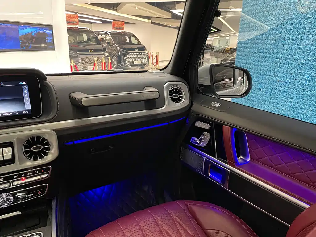 Mercedes-Benz G-Class — миниатюра 23