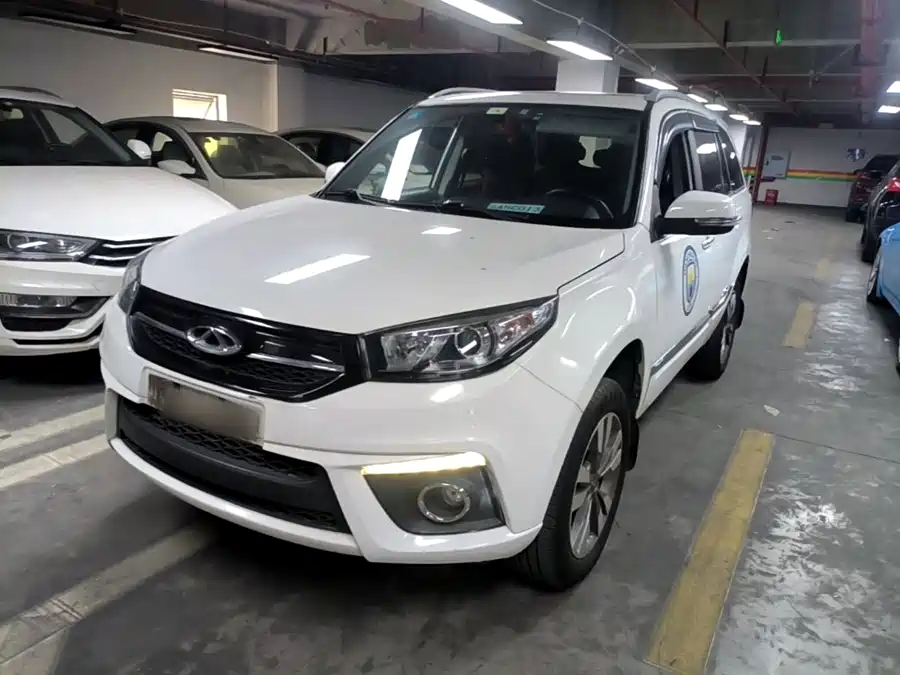 Chery Tiggo 3 фото 1
