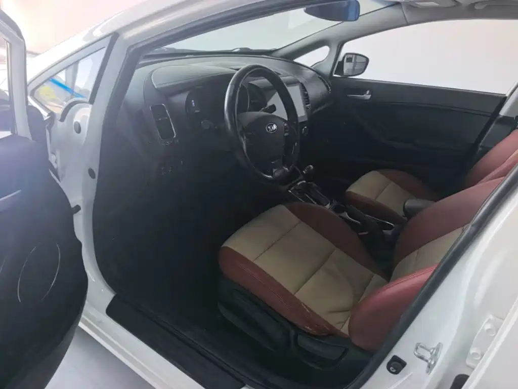 Kia K3 — миниатюра 16