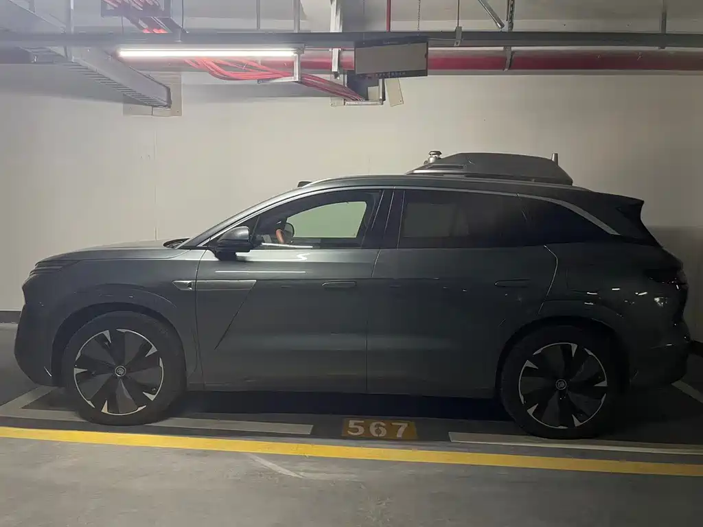 BYD Tang L L 2025 DM 175KM