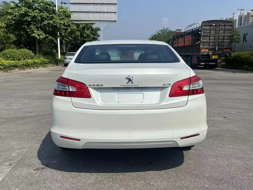 Peugeot 408 — миниатюра 6