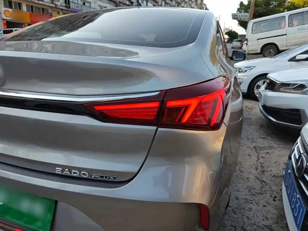 Changan Eado 2021 PLUS 1.6L GDI MT Luxury