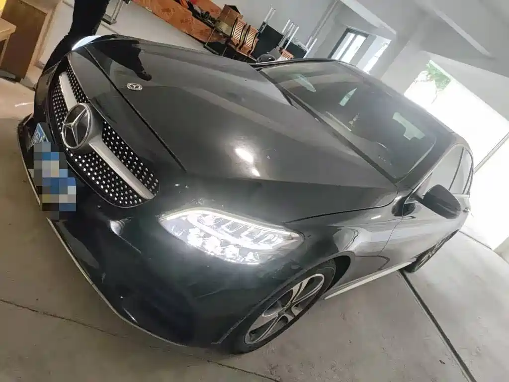 Mercedes-Benz C-Class 2021